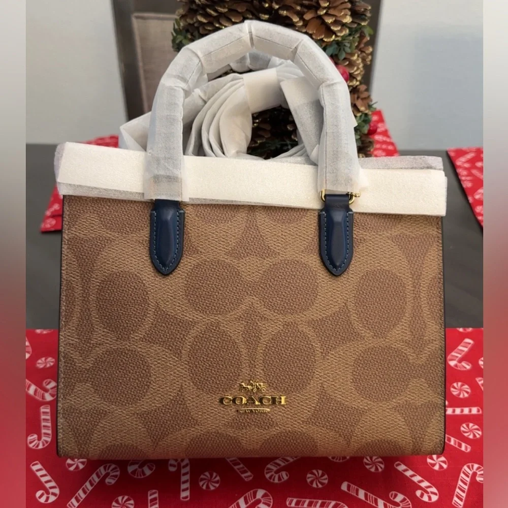 Maggie Tote in Signature Canvas with Cherry charm - Picture 3 of 17
